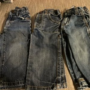 Old navy jeans 3 pair bundle size 18-24 months